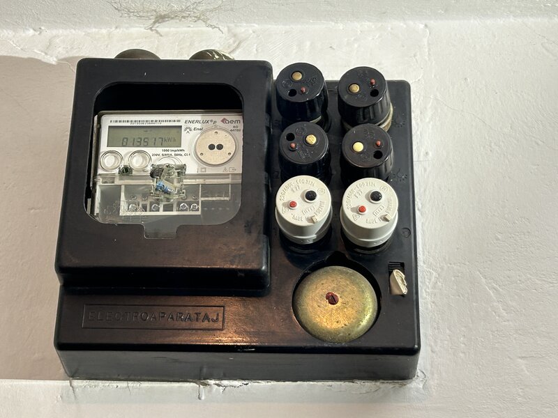 Electrician cu/ fara experienta