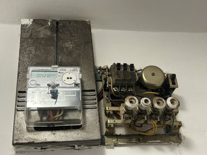 Electrician cu/ fara experienta