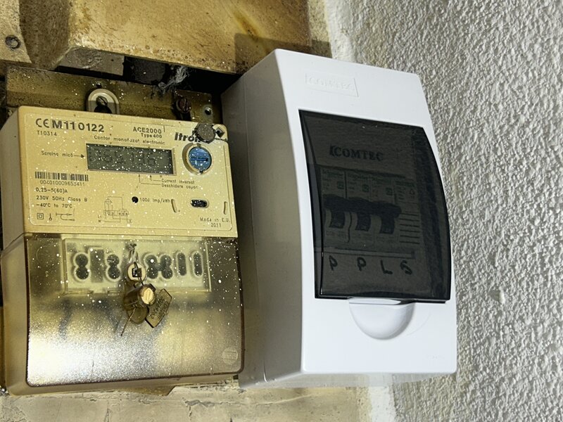 Electrician cu/ fara experienta