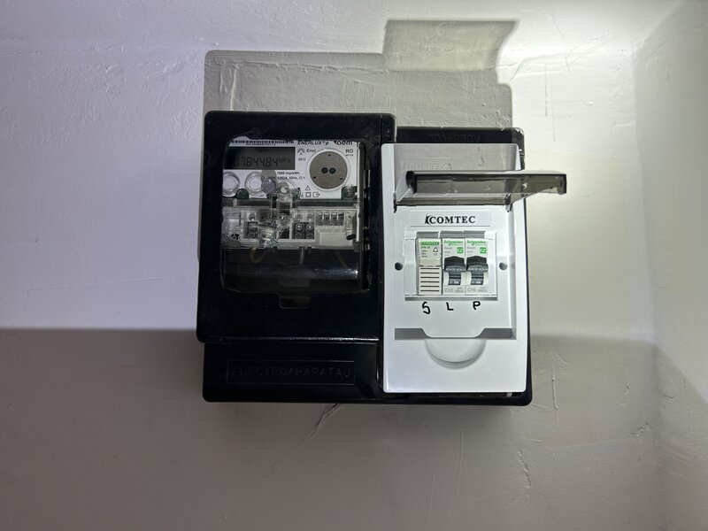 Electrician cu/ fara experienta